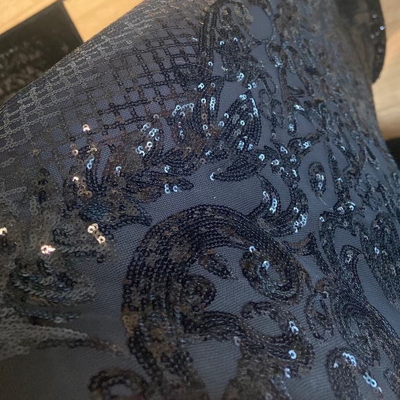 Black Strappy Deep V Sequins Maxi Dress - Picture 5 of 6